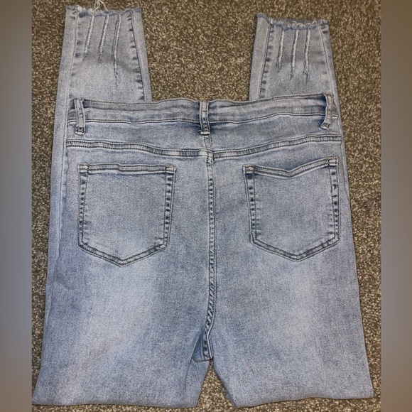 —Jeans! - Picture 4 of 4